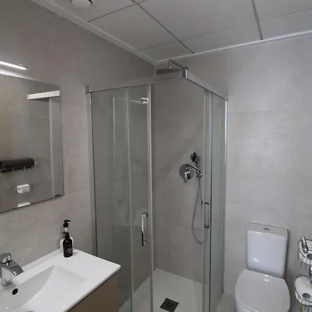 Fabulous With Private Pool & Large Roof Solarium